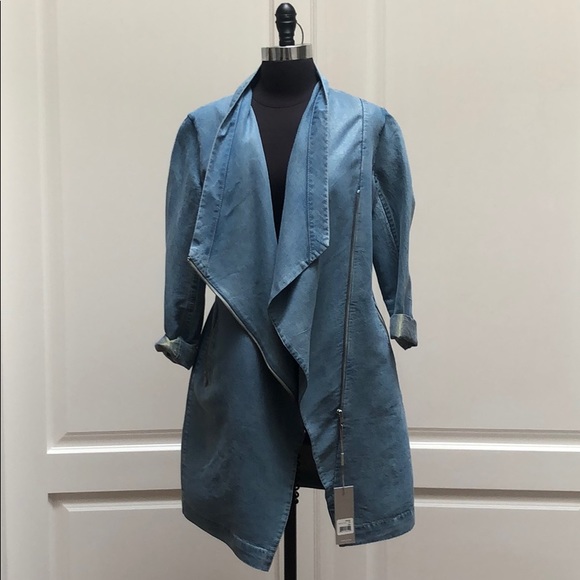 SOIA & KYO Stefie Chambray Denim Coat - Picture 2 of 8